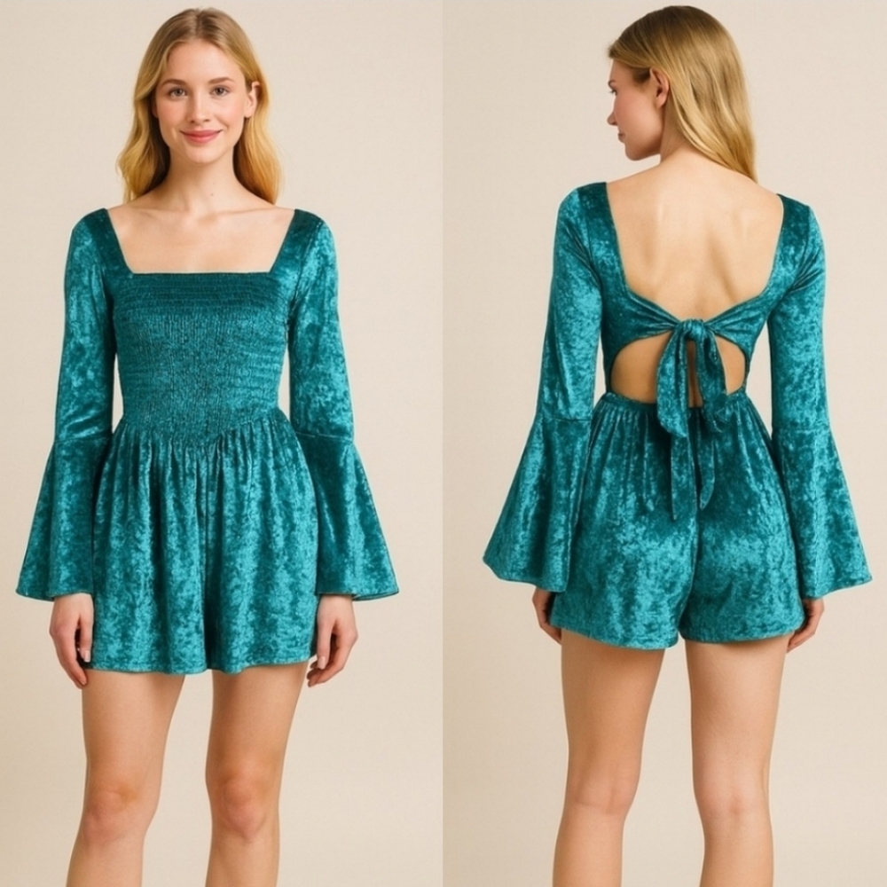 New Free People Balu Thghtrope Romper Turquoise‎ Elegant Velvet Romper
